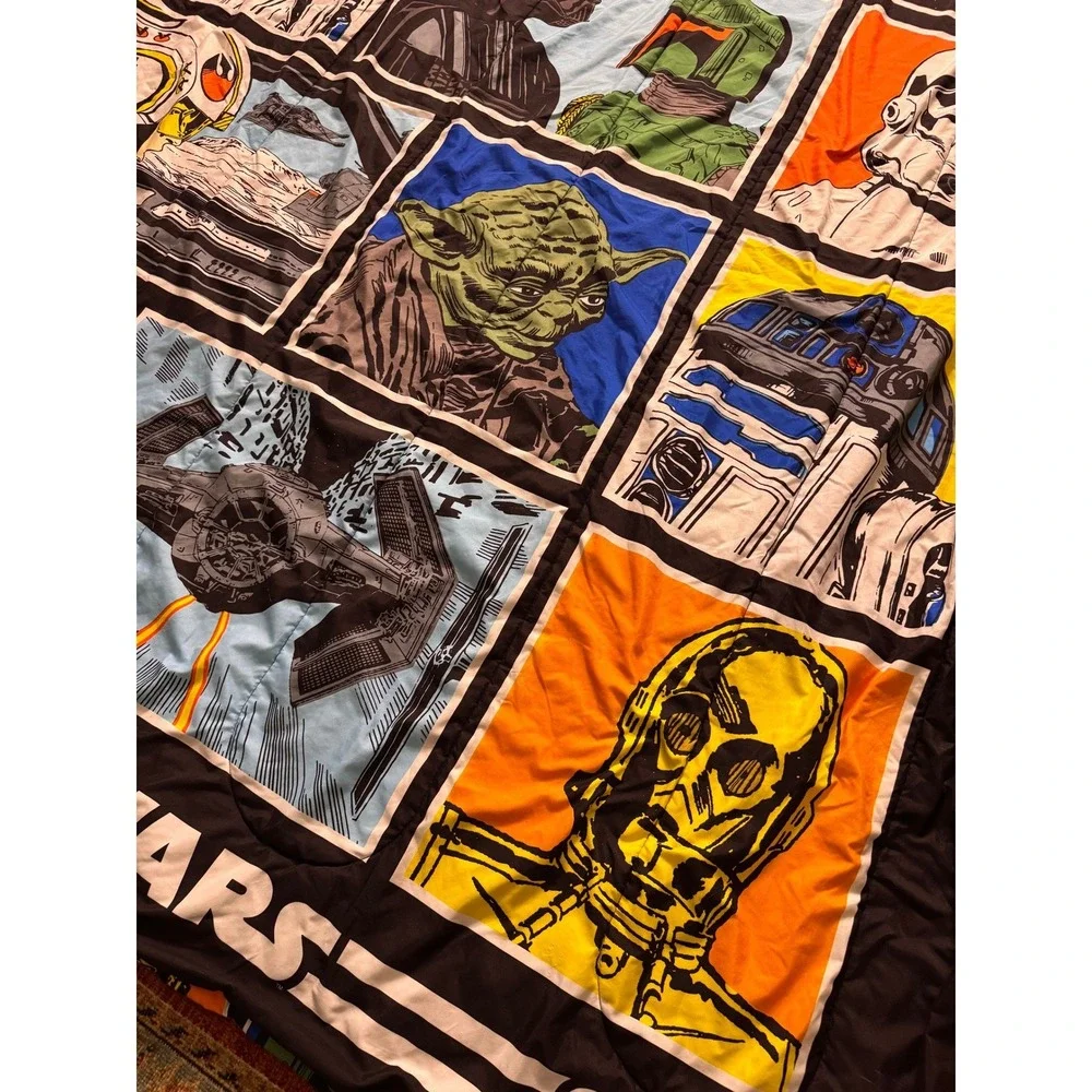 Star Wars Lucasfilm Reversible Comforter Grid Yoda Darth Vader Boba Fett Full